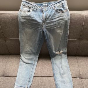 Old Navy Rockstar Super Skinny Jean